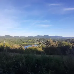  Hébergement de vacances Du Sabotier Lamadon