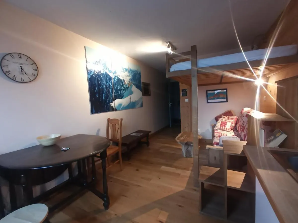 Le Refuge De L'Aiguille Apartment Chamonix